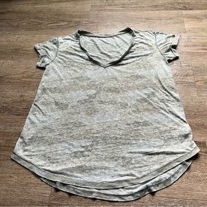 American Eagle camo women’s t shirt